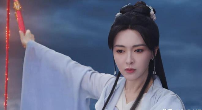 再看《无忧渡》演技真是没有对比就没伤害PG电子麻将胡了试玩看完唐嫣《念无双》(图2)